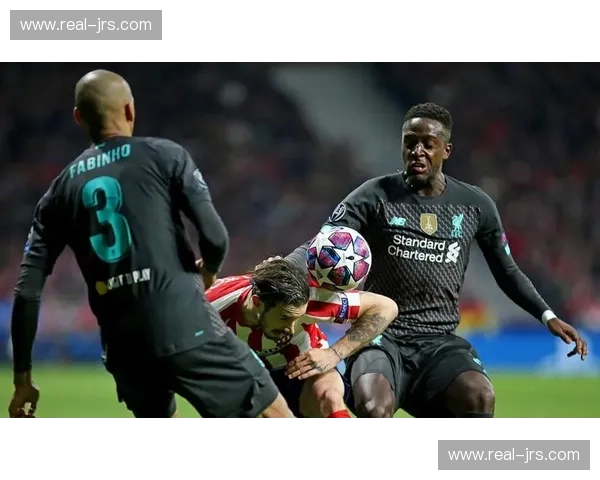 中下游球队疯狗流战术盛行 高位逼抢成保级利器 中下游球队疯狗流战术盛行 高位逼抢成保级利器