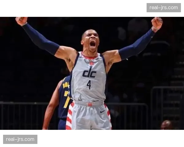 鹈鹕防守端完成13次抢断8次封盖 积极轮转补位构建压迫性防守体系